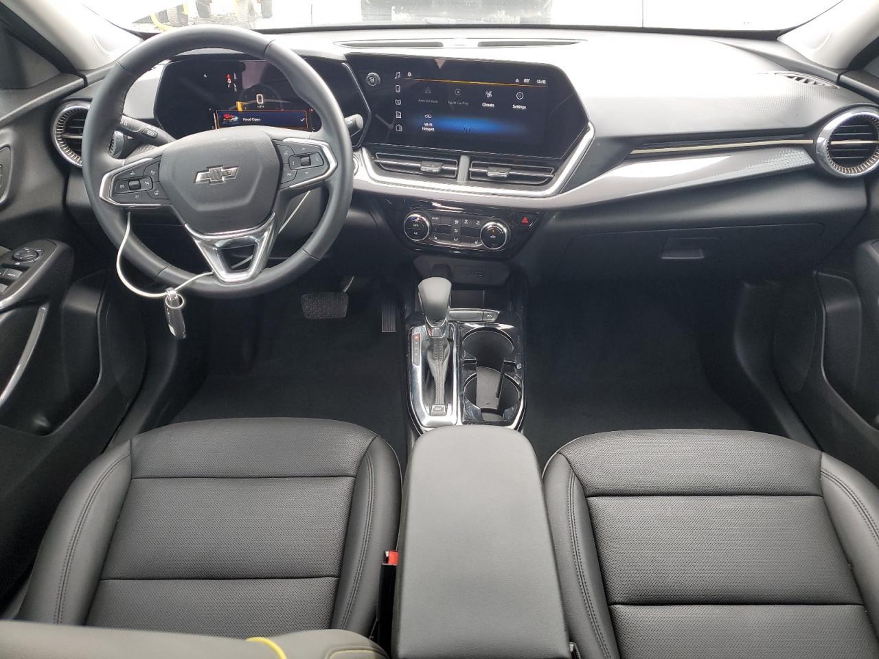 2025 CHEVROLET TRAX