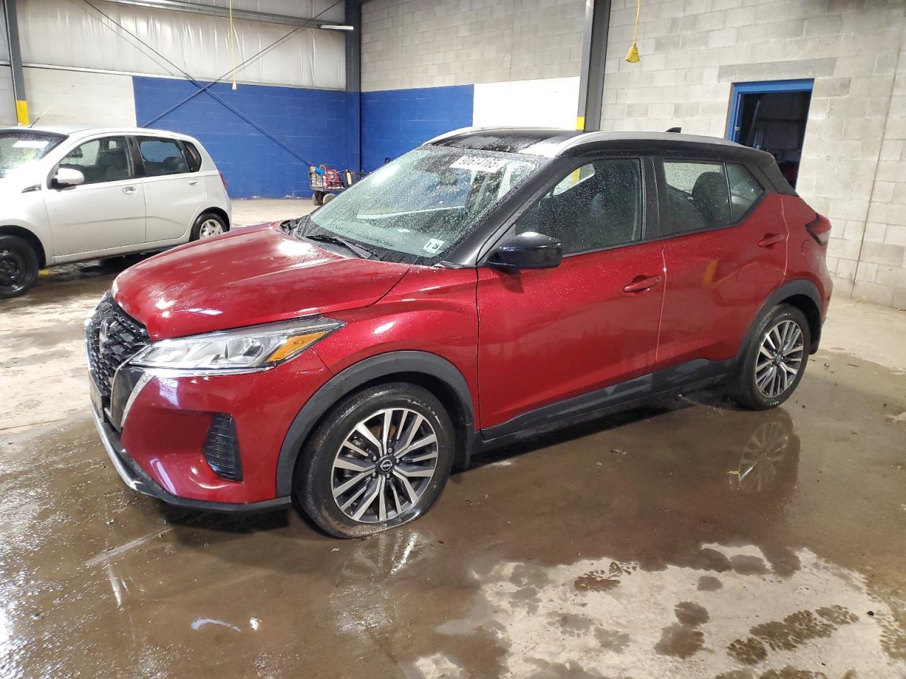 2023 NISSAN KICKS