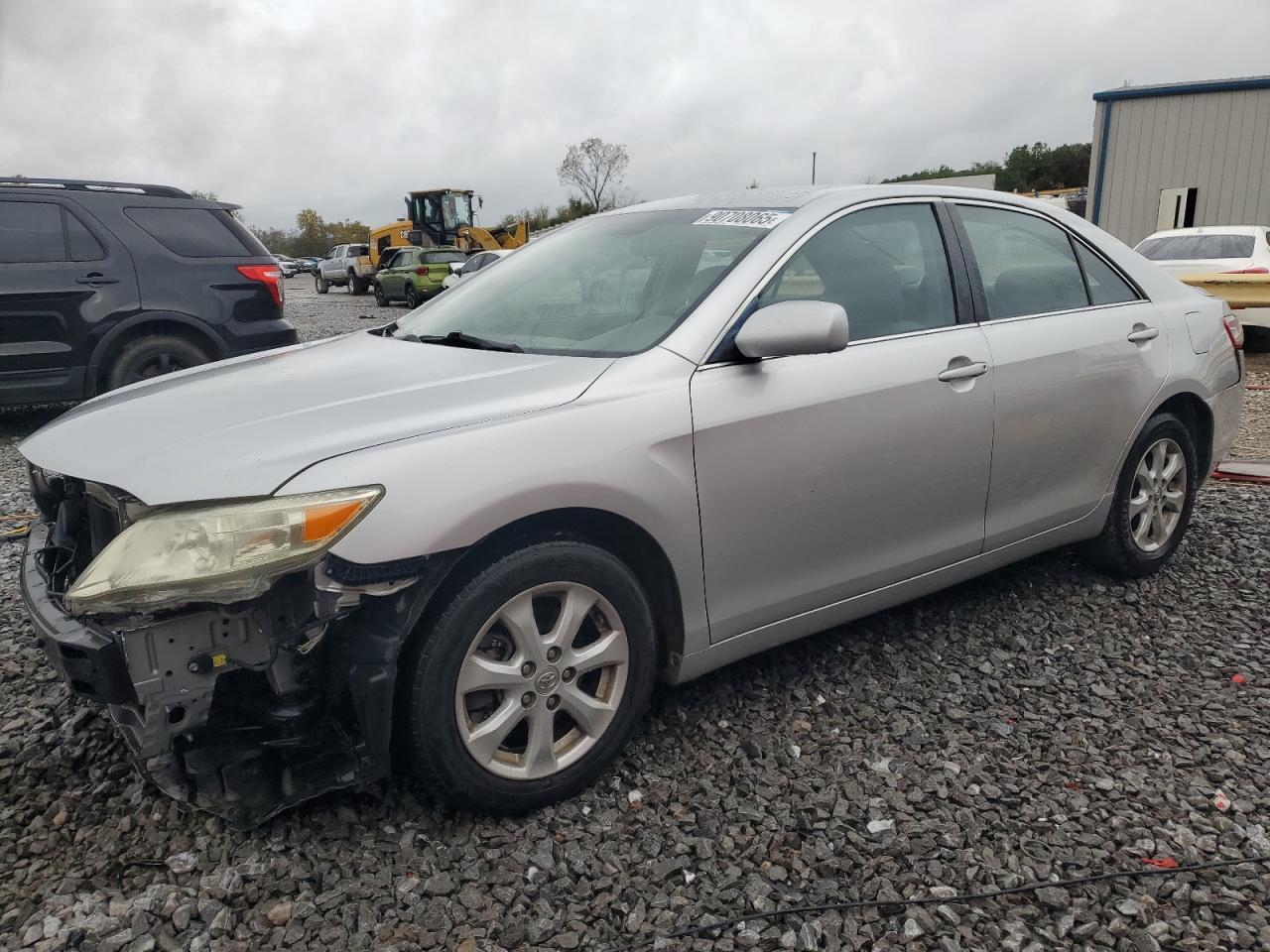 2011 TOYOTA CAMRY