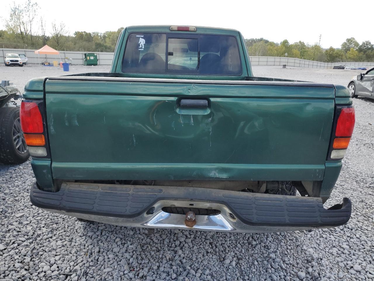 1999 MAZDA B4000