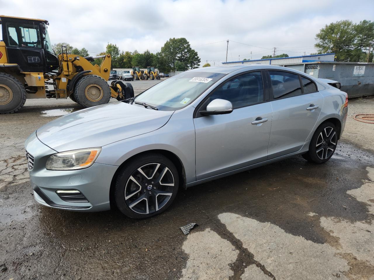 2017 VOLVO S60