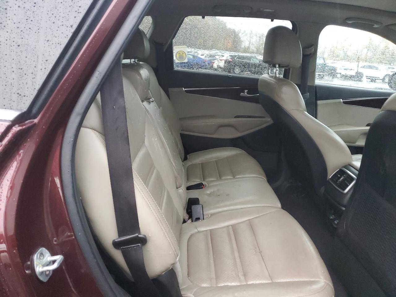 2017 KIA SORENTO