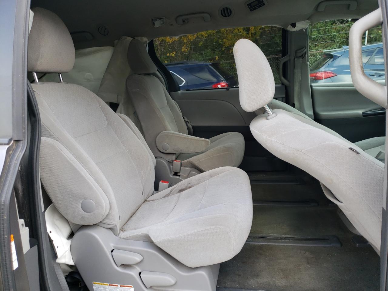 2015 TOYOTA SIENNA
