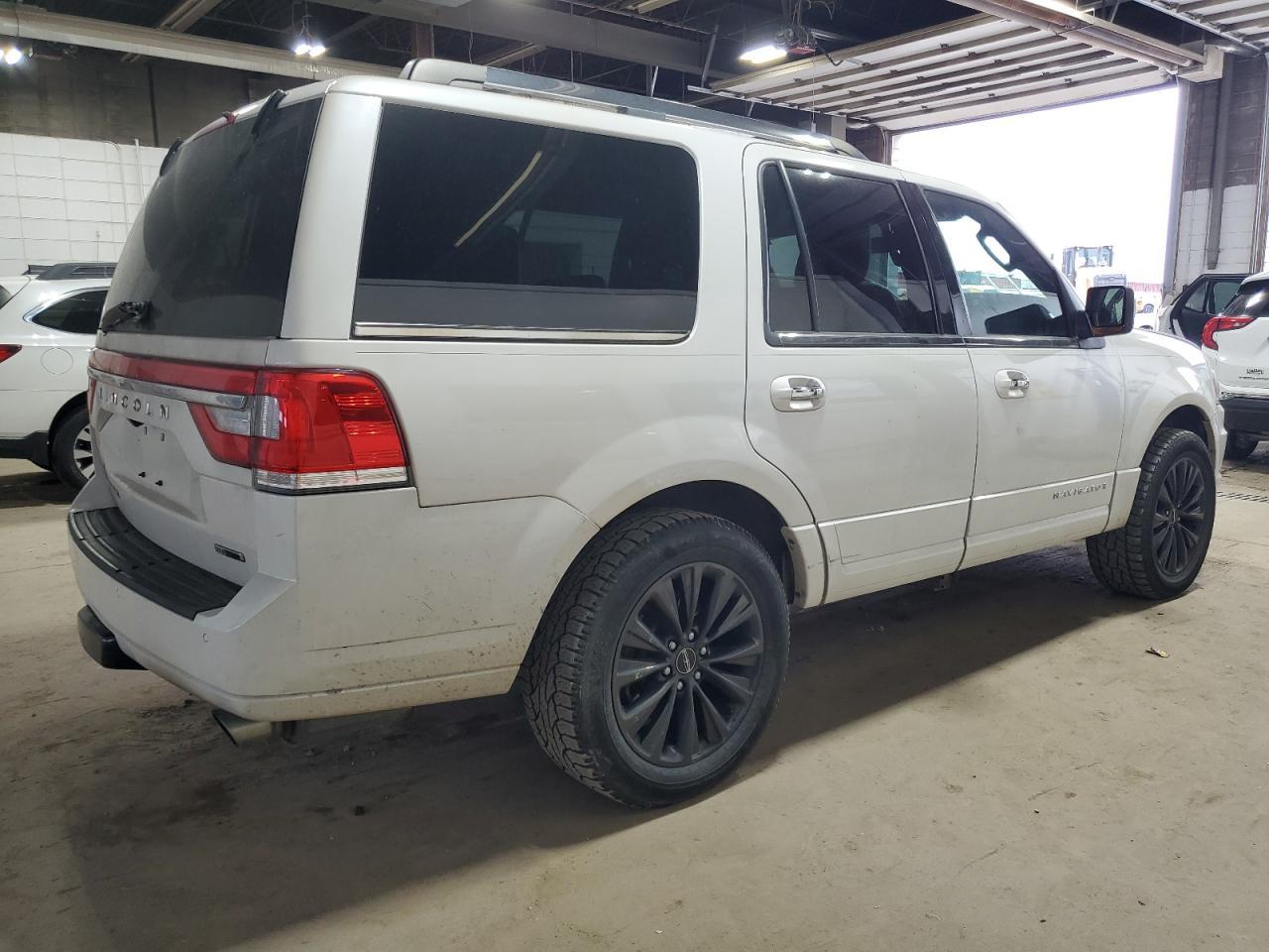 2015 LINCOLN Navigator