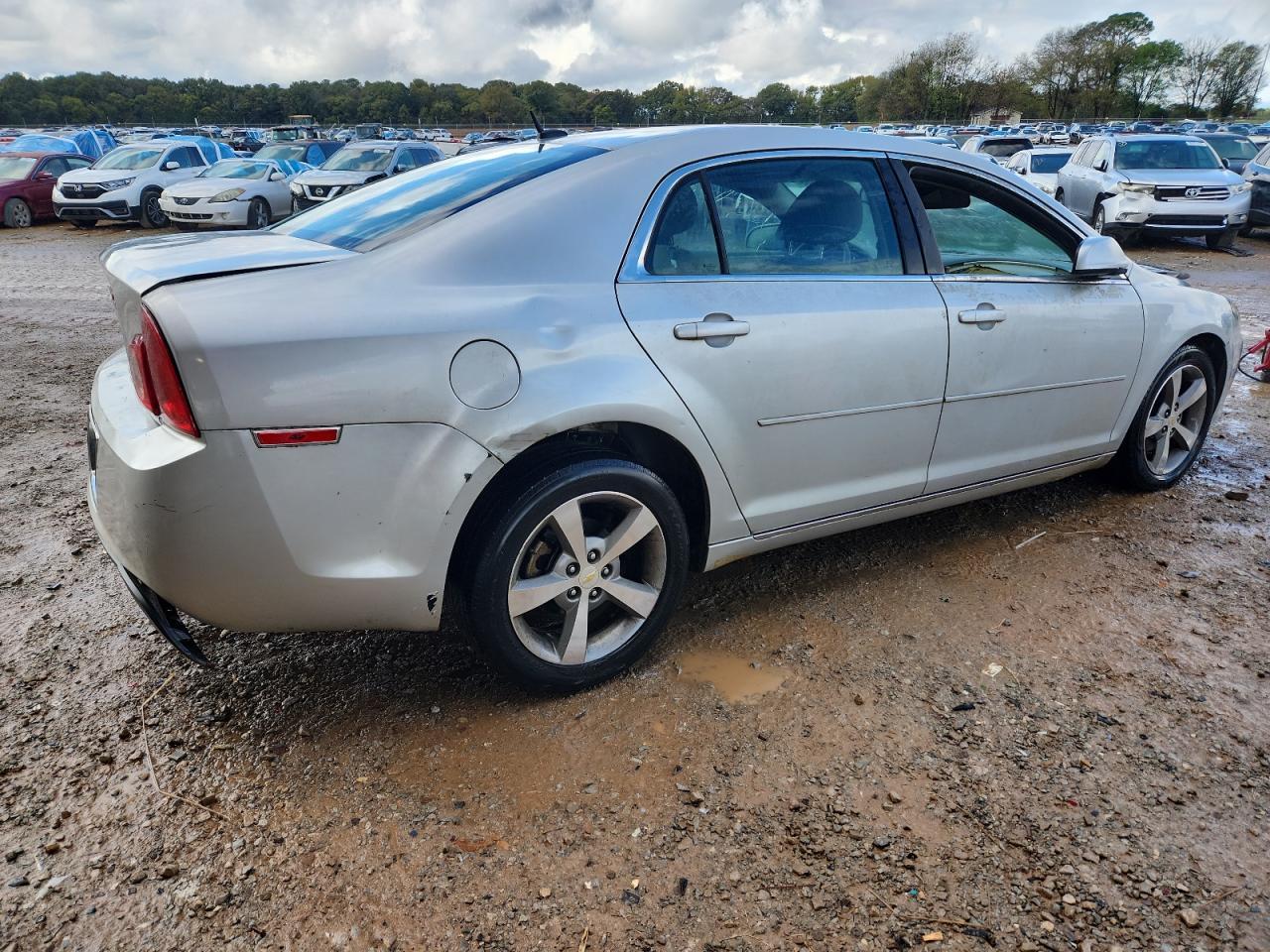 2011 CHEVROLET MALIBU