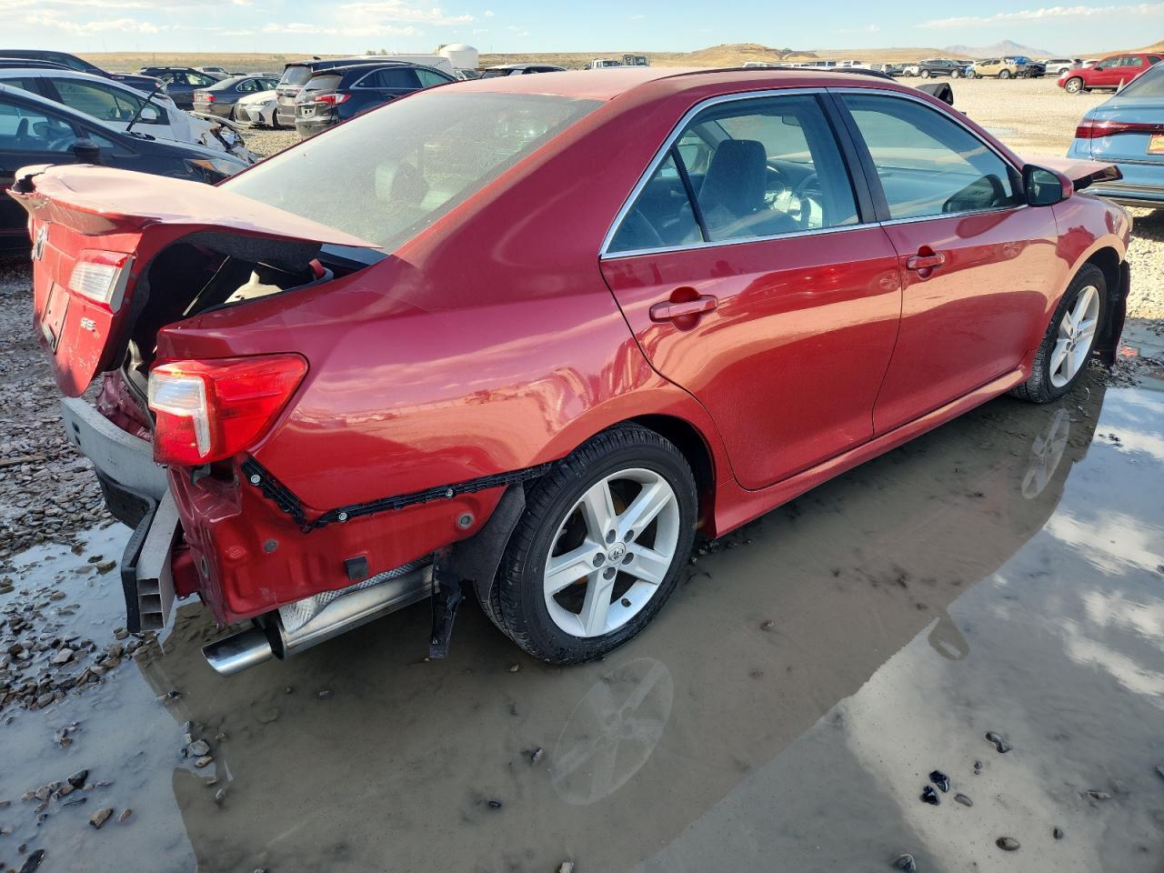 2014 TOYOTA CAMRY