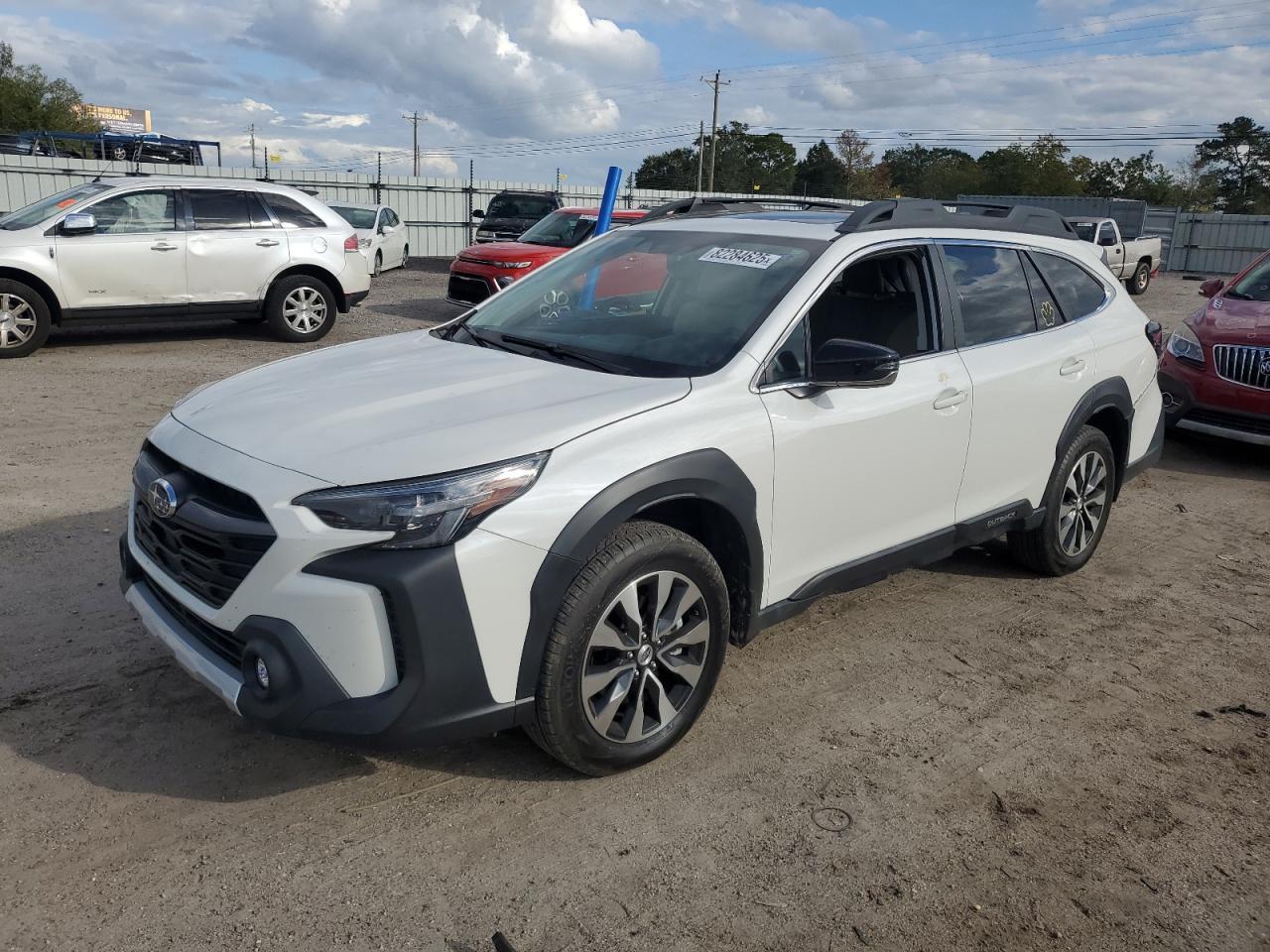 2023 SUBARU Outback
