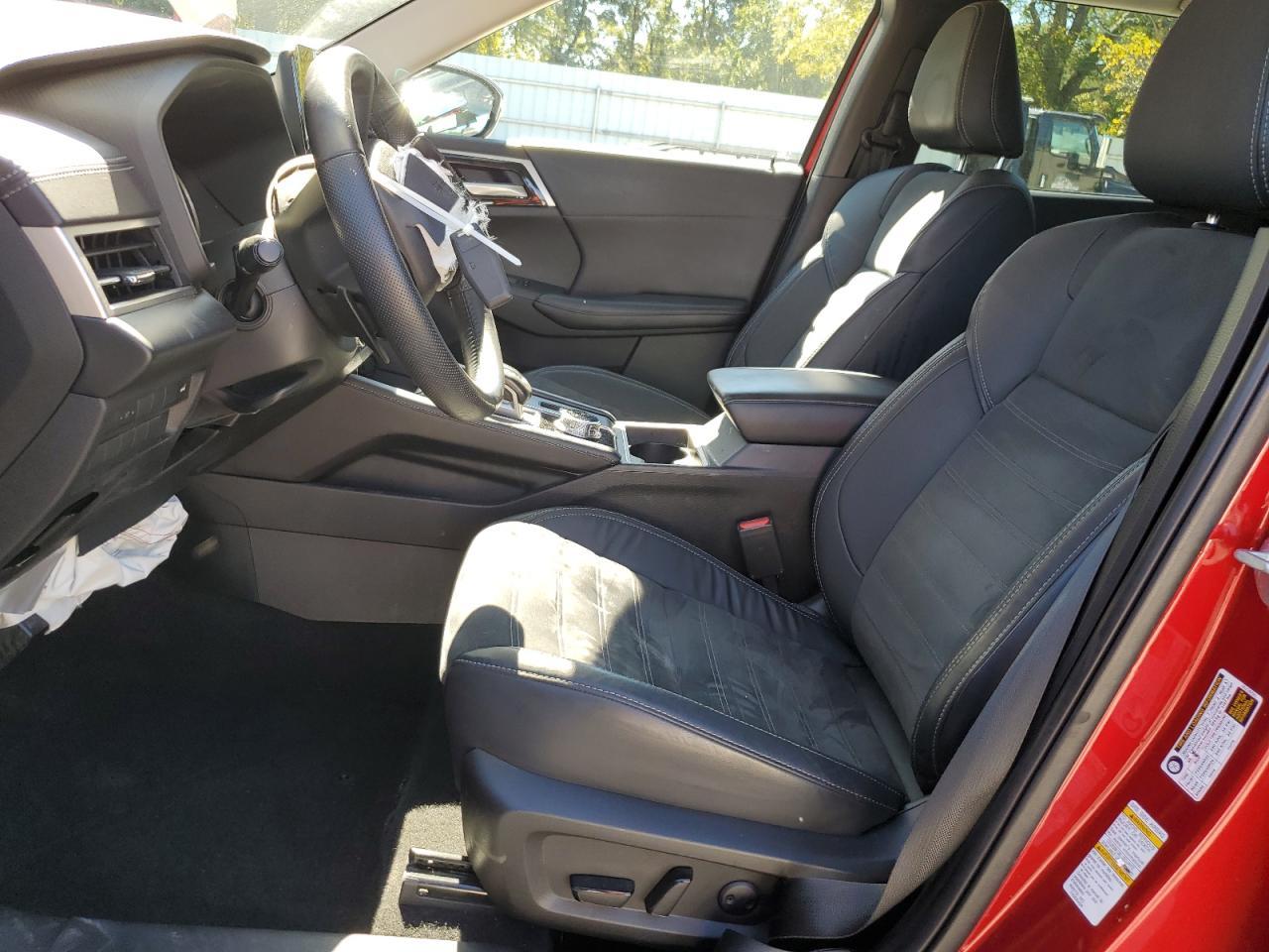2023 MITSUBISHI outlander
