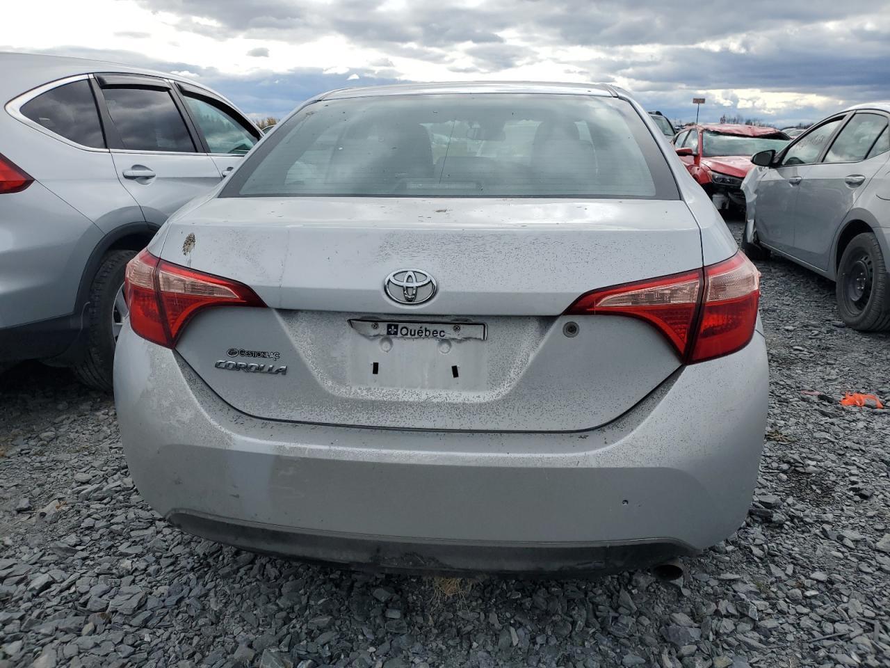 2017 TOYOTA COROLLA