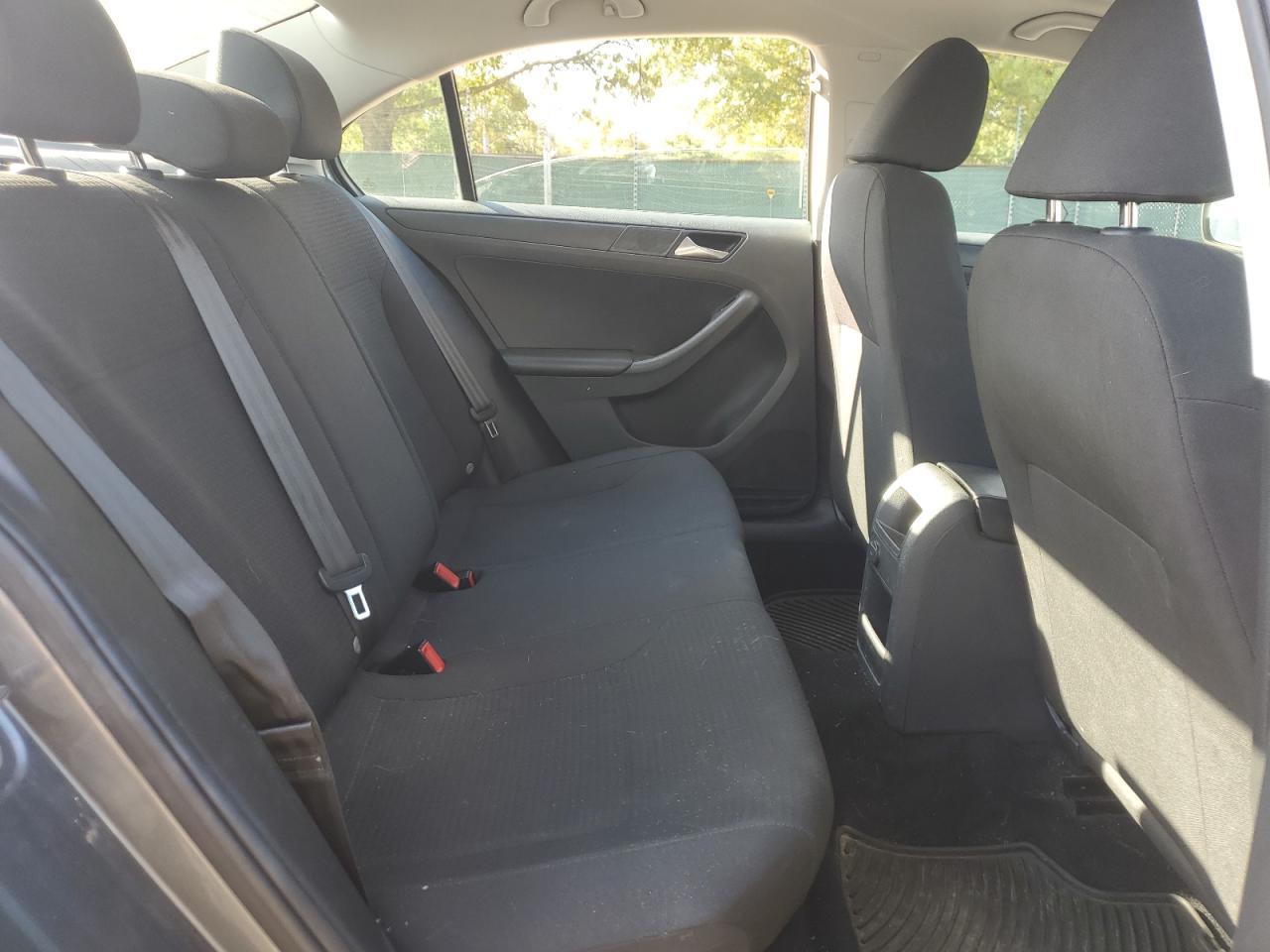 2016 VOLKSWAGEN JETTA