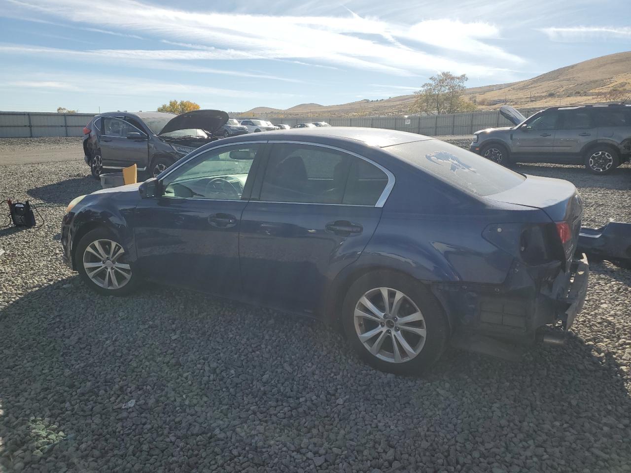 2010 SUBARU Legacy