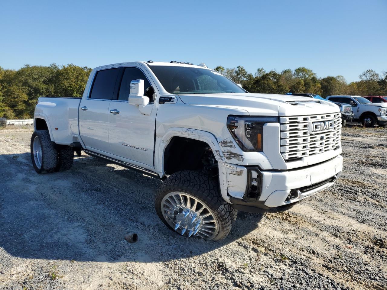 2024 GMC Sierra