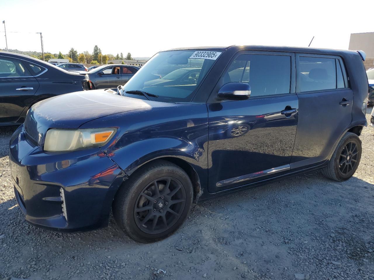 2013 TOYOTA SCION