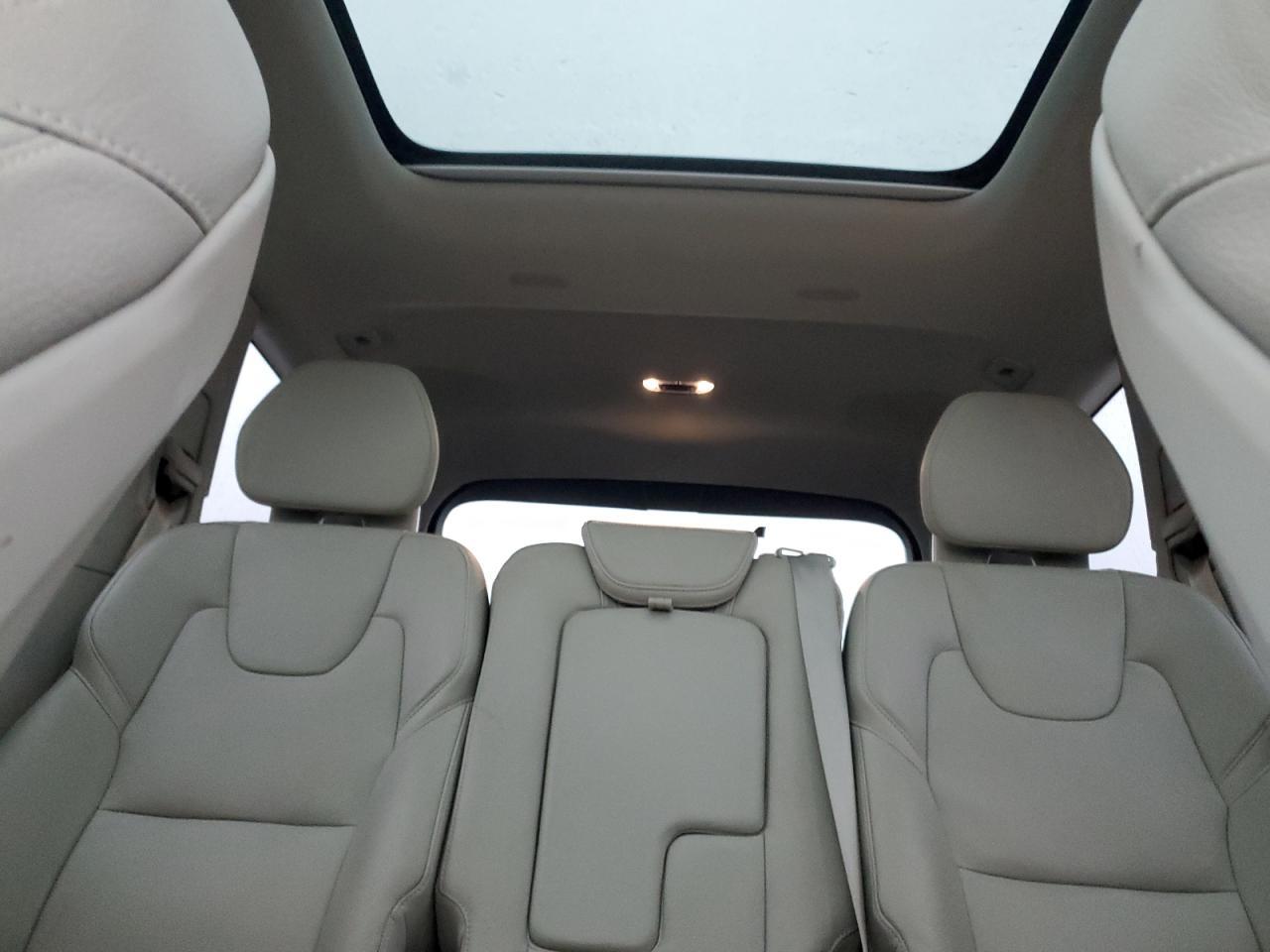2018 VOLVO XC90