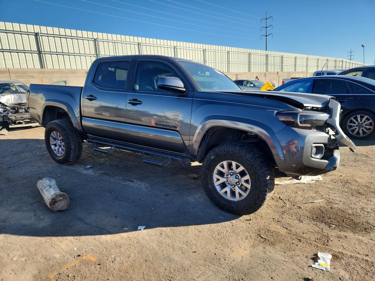 2017 TOYOTA TACOMA