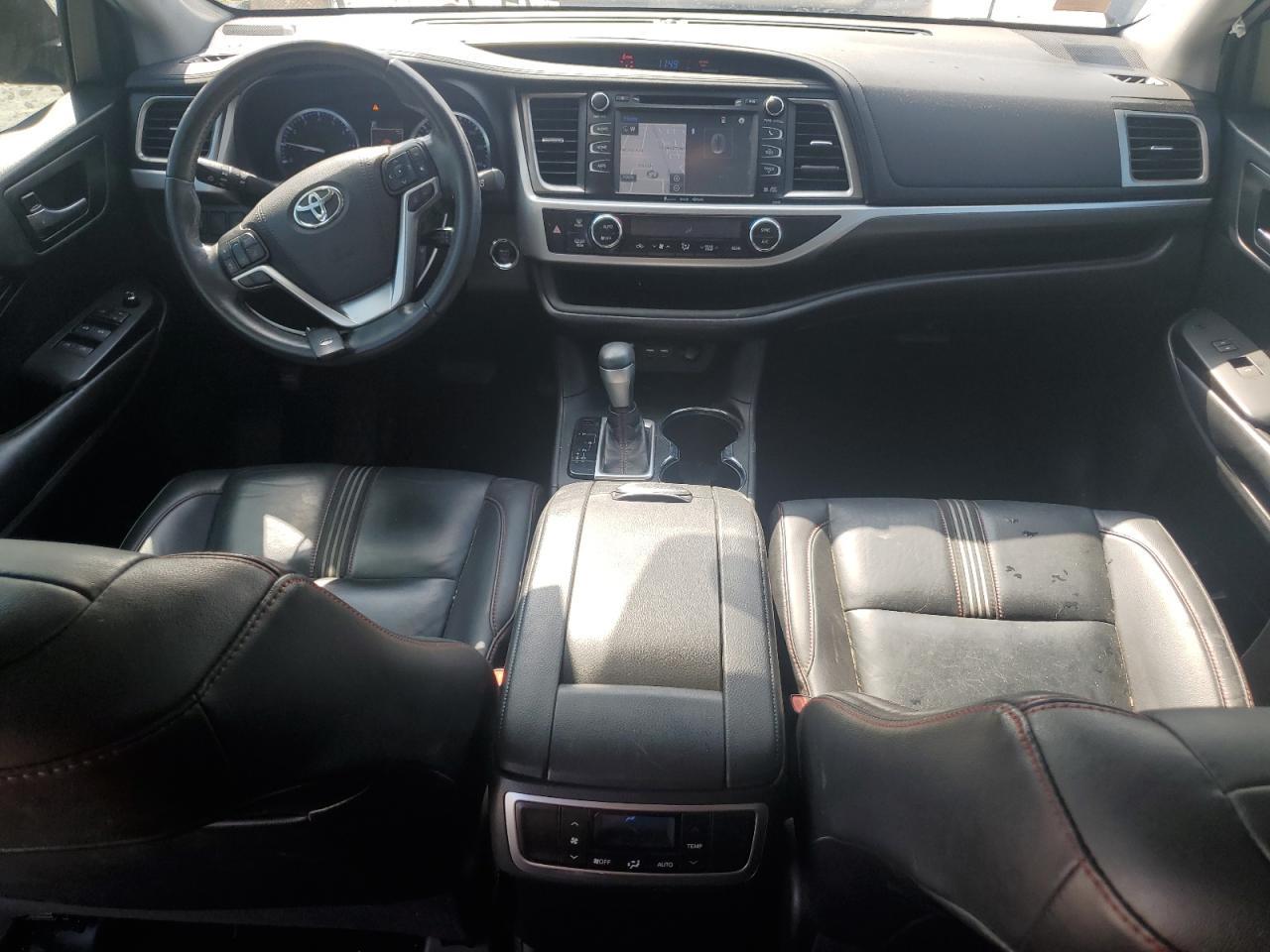 2019 TOYOTA HIGHLANDER