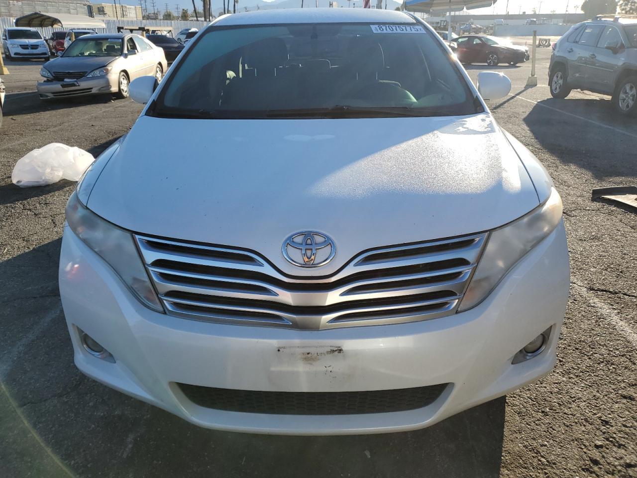 2011 TOYOTA VENZA
