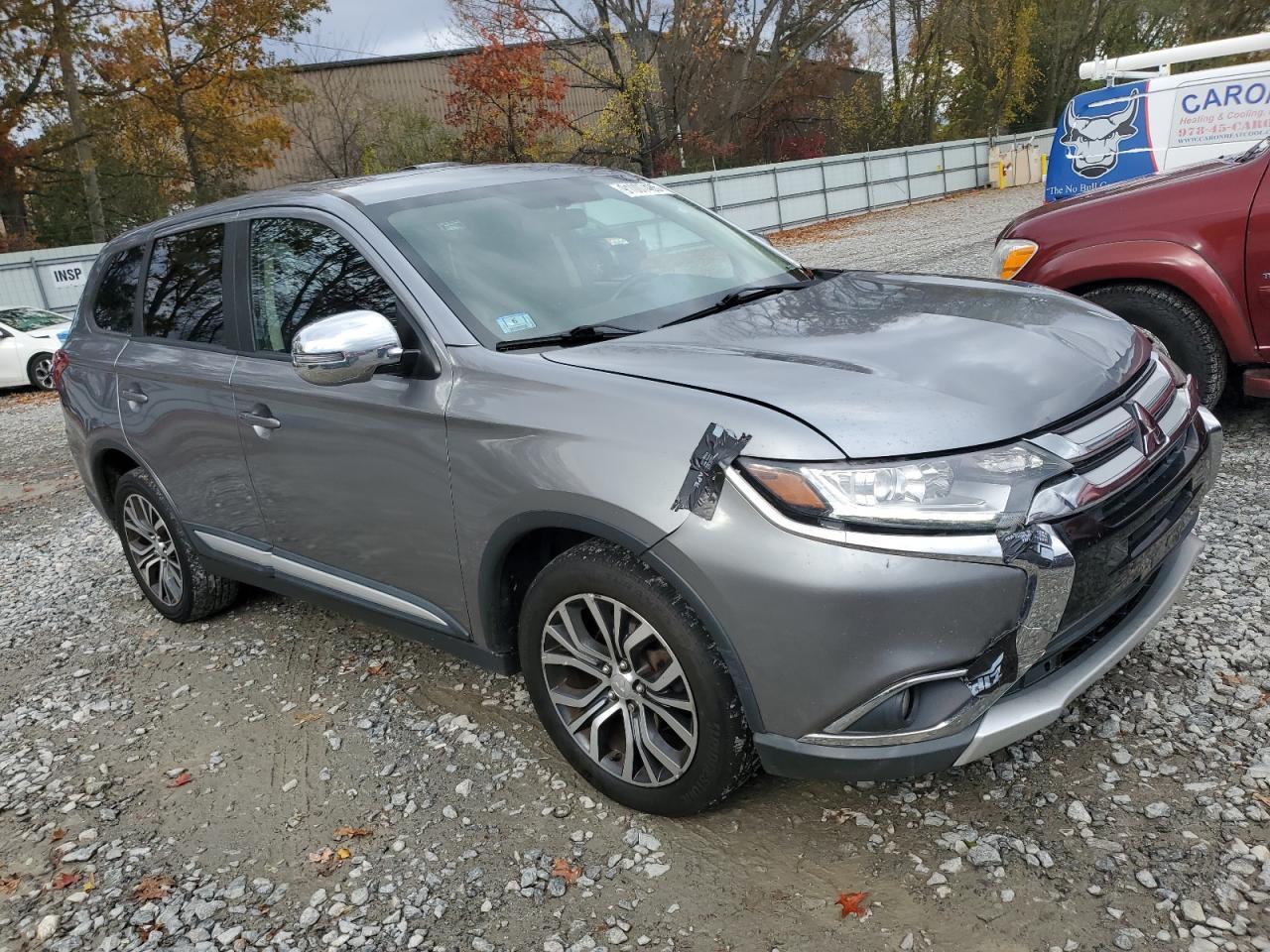 2018 MITSUBISHI outlander