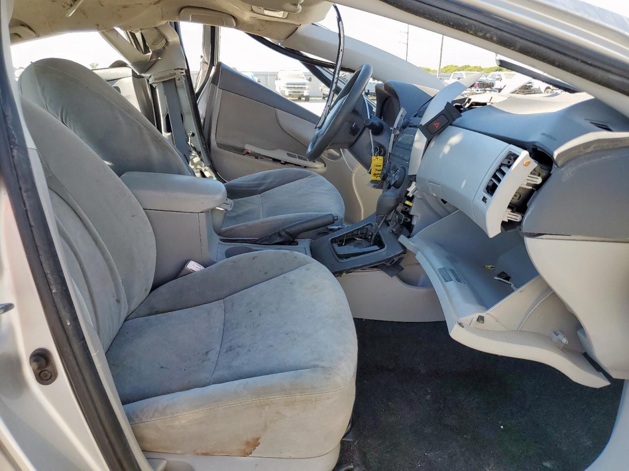 2009 TOYOTA COROLLA