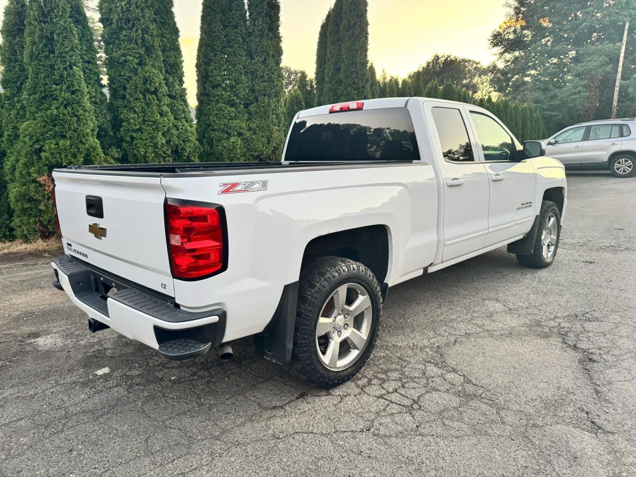 2017 CHEVROLET Silverado