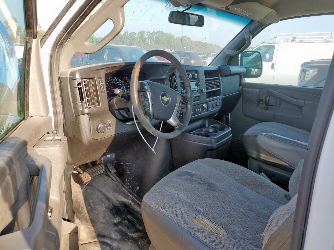2018 CHEVROLET Express 3500