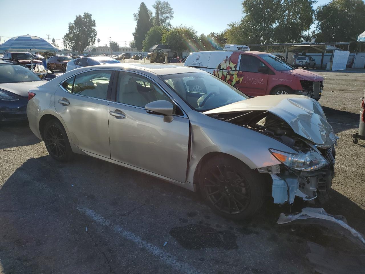 2013 LEXUS Es