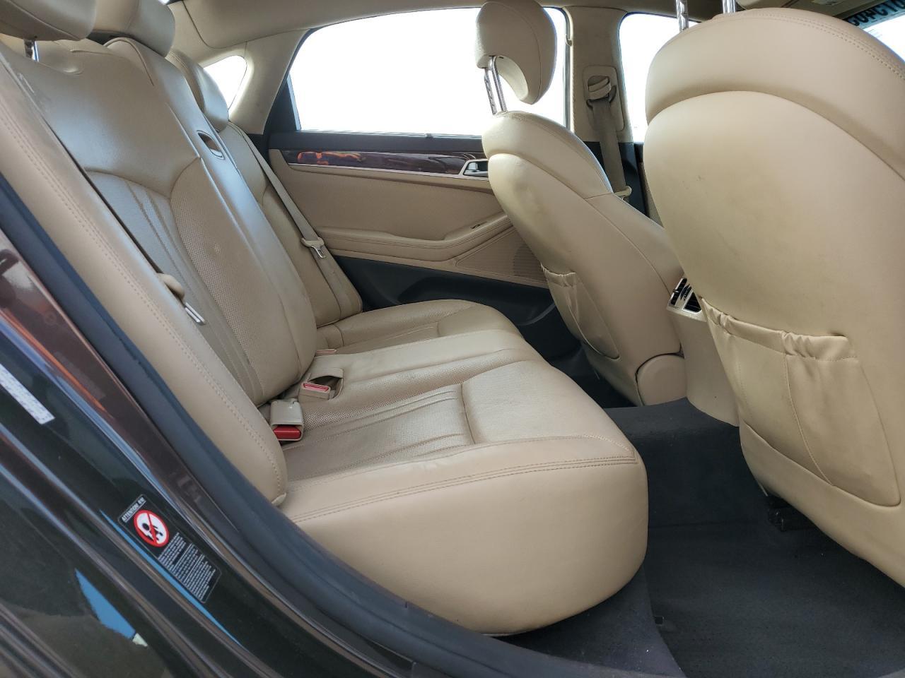 2016 HYUNDAI GENESIS