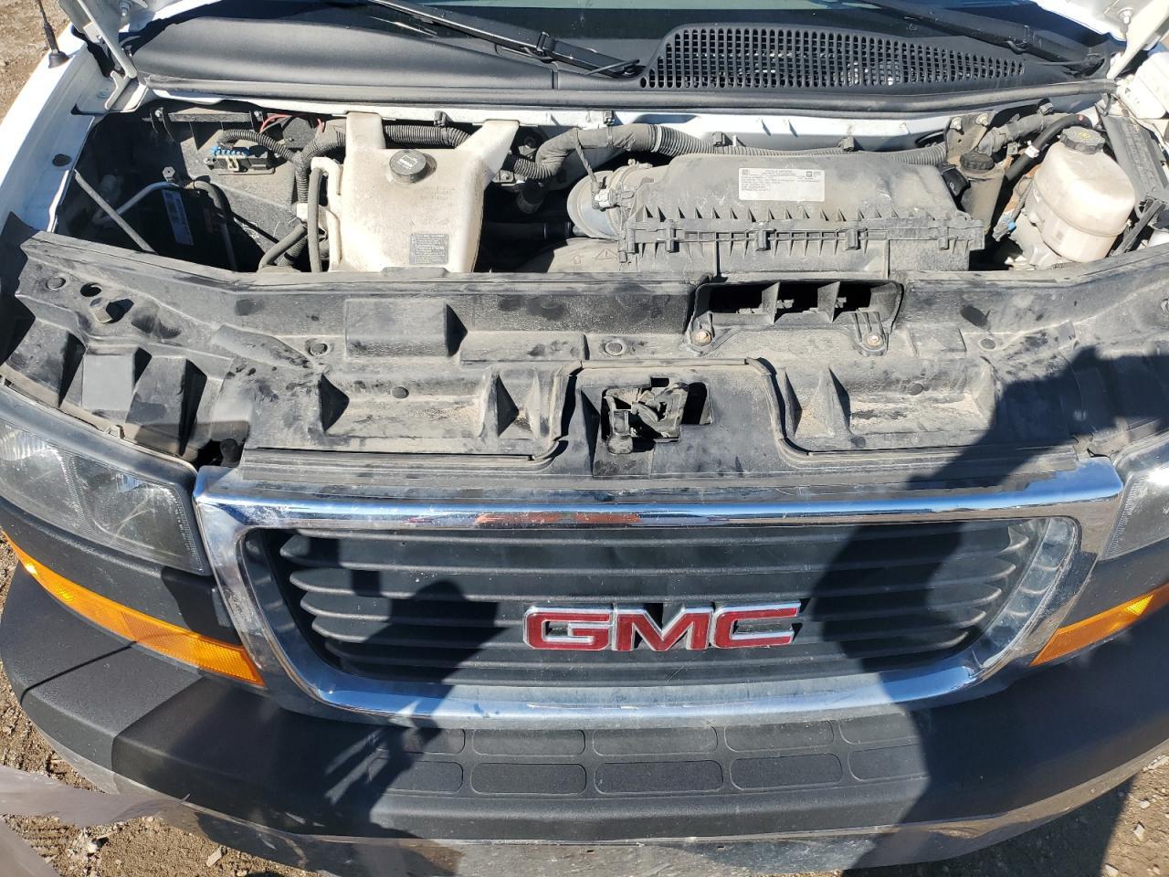 2022 GMC Savana