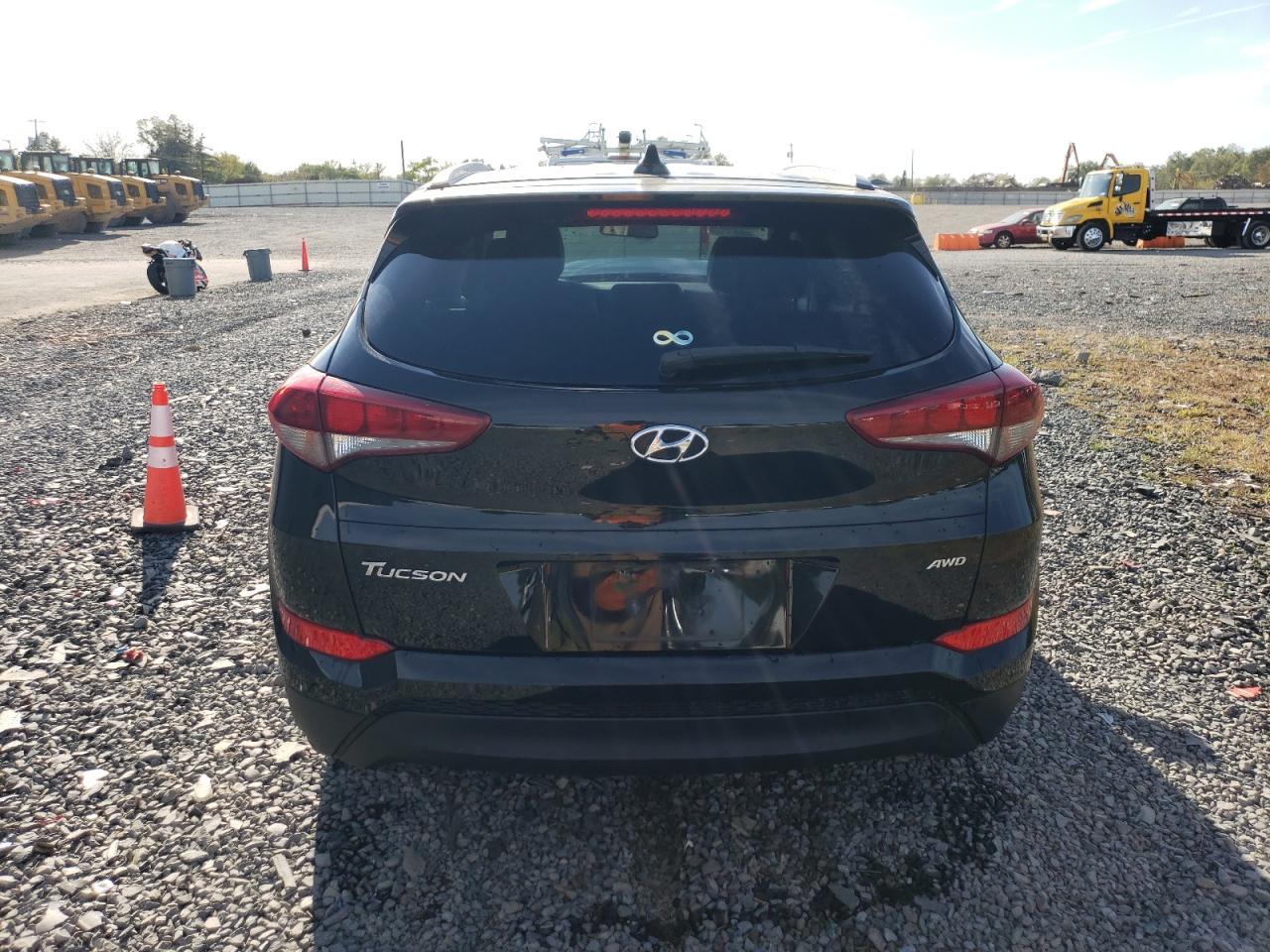 2018 HYUNDAI TUCSON