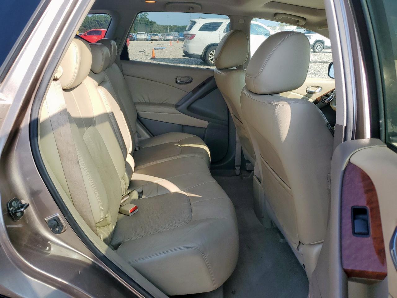 2010 NISSAN MURANO