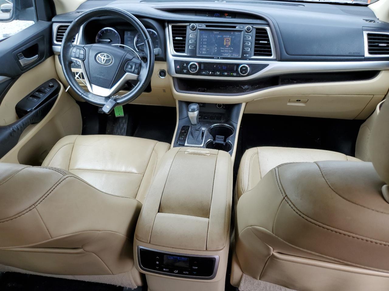 2015 TOYOTA HIGHLANDER