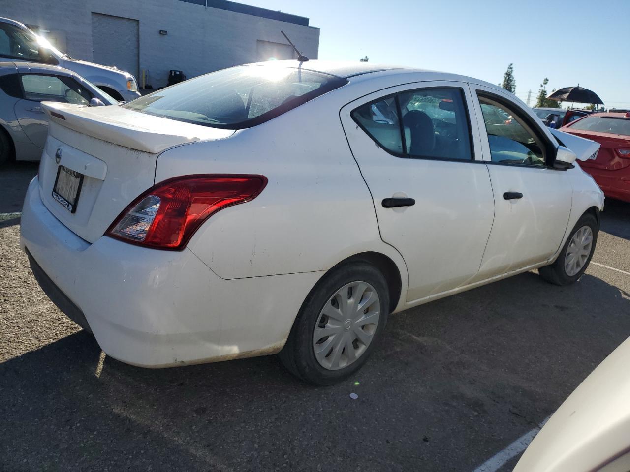 2019 NISSAN VERSA