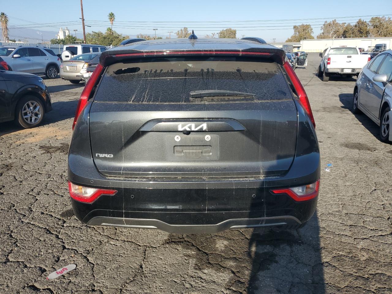 2023 KIA Niro