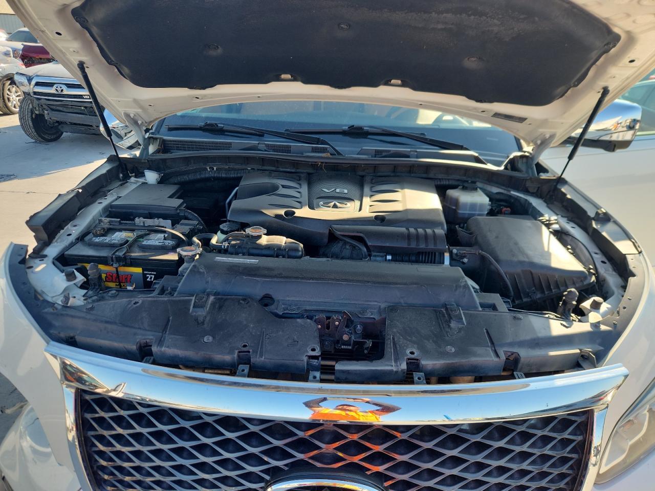 2016 INFINITI QX80