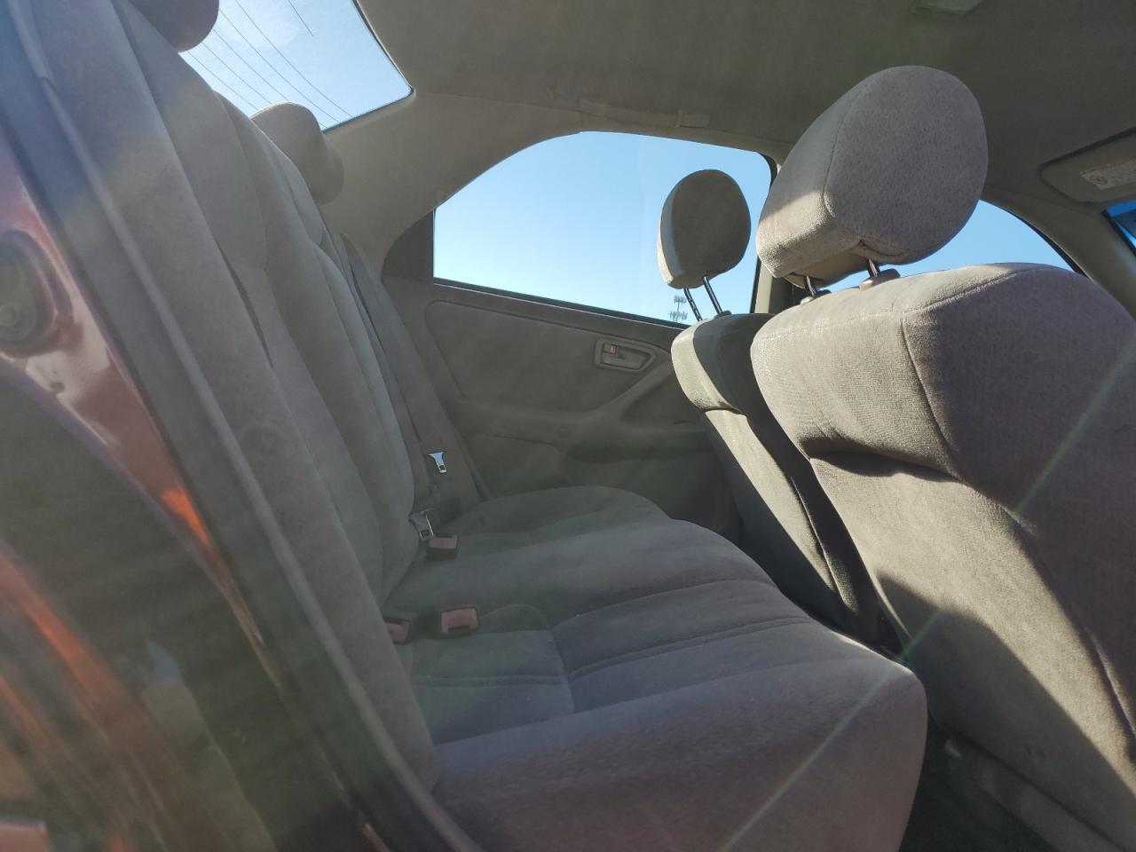 2001 TOYOTA CAMRY