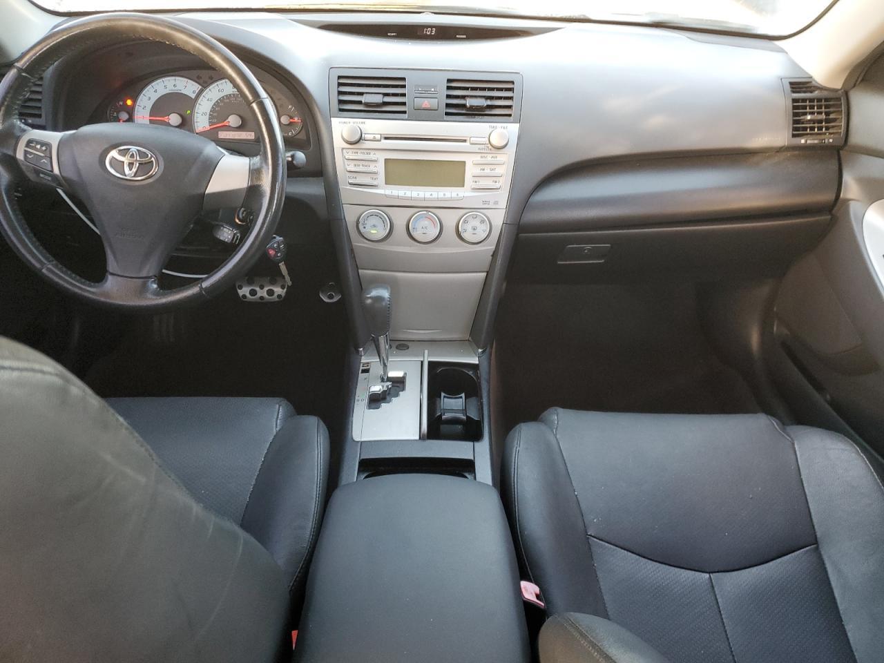 2010 TOYOTA CAMRY