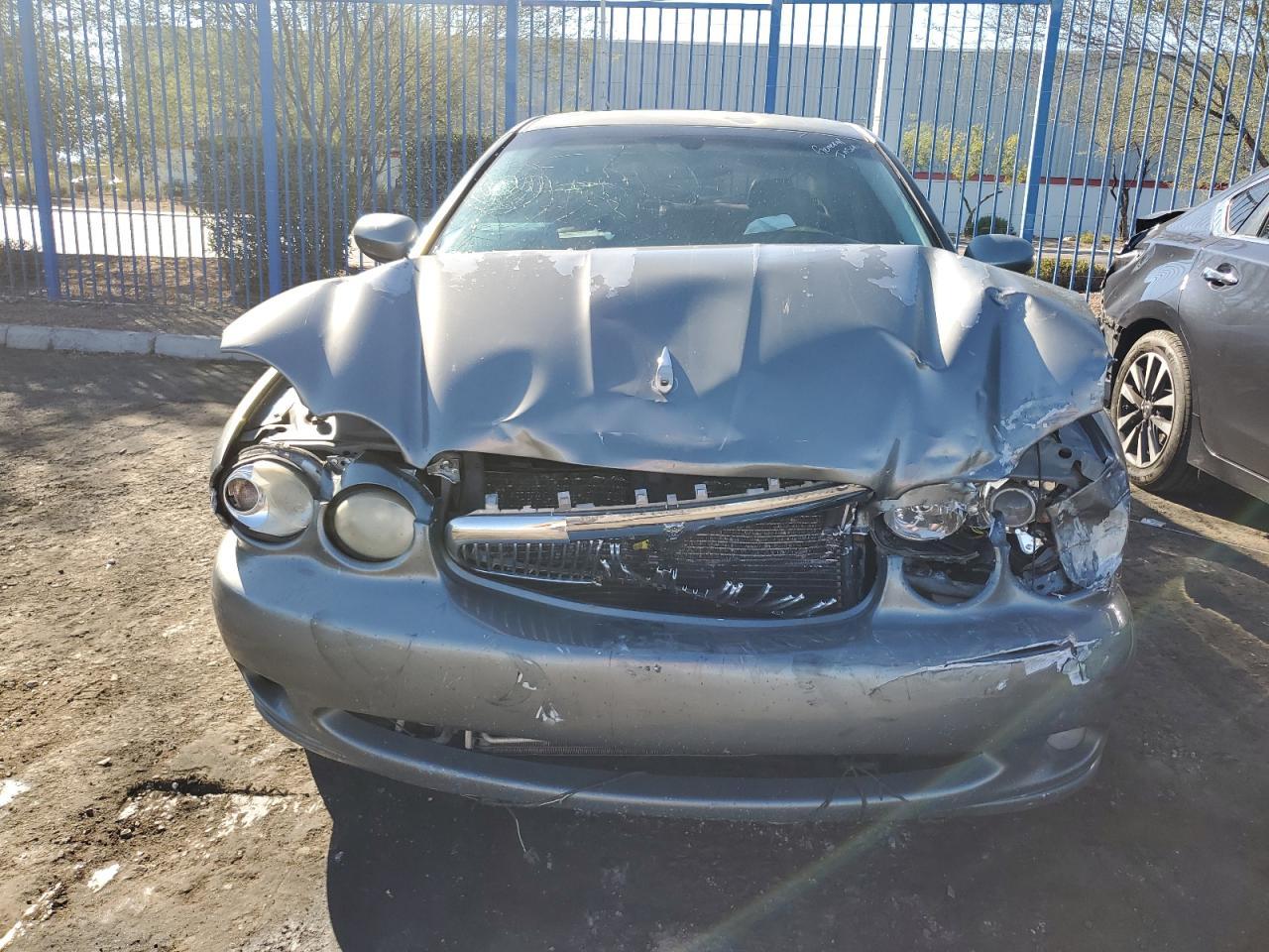 2004 JAGUAR X-Type