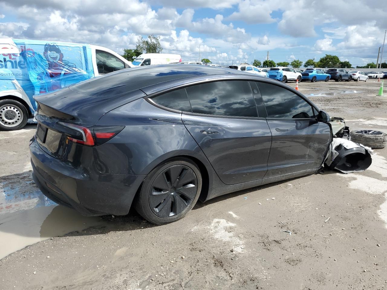 2024 TESLA MODEL 3