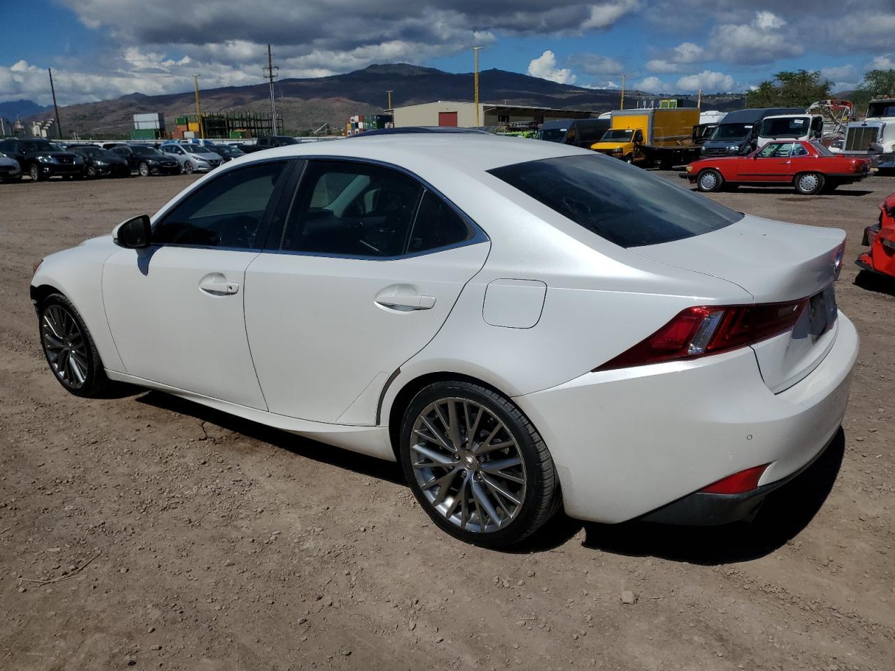 2016 LEXUS IS 200t