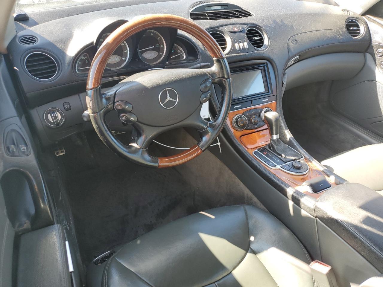 2005 MERCEDES-BENZ SL-Class