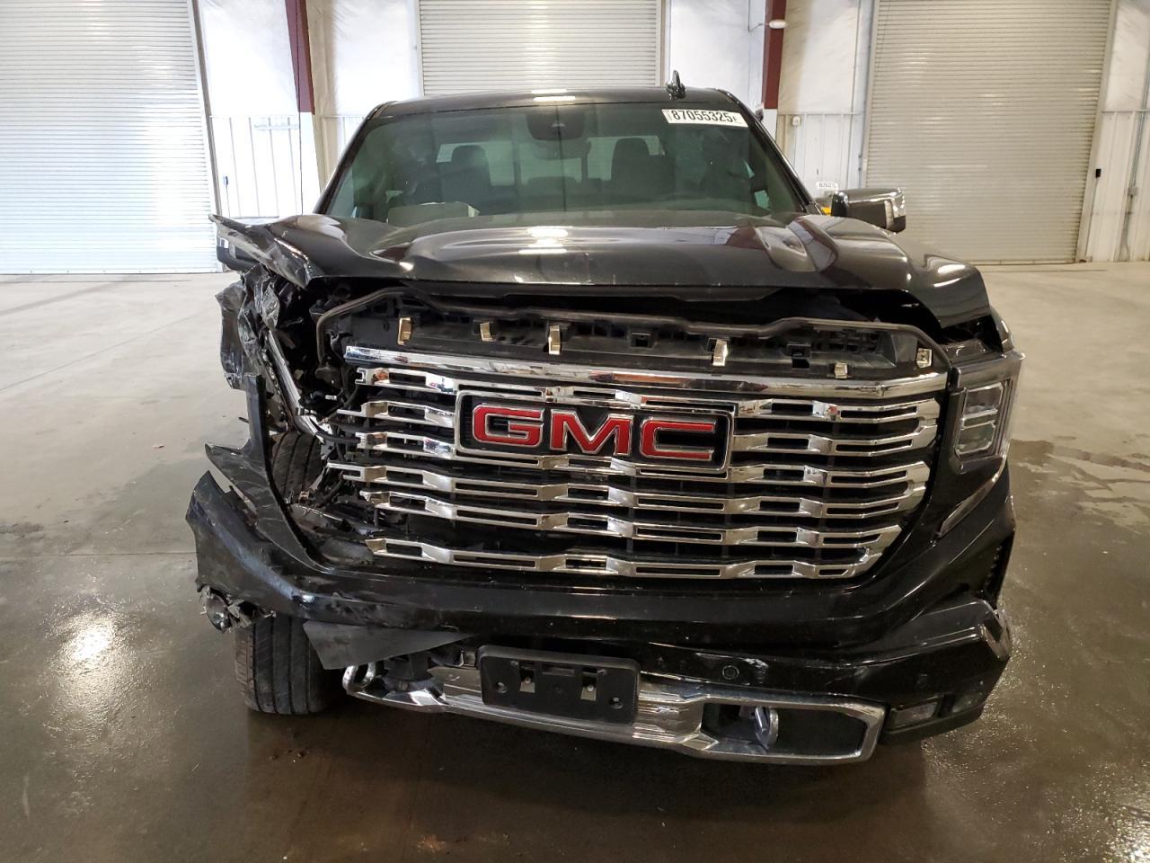 2023 GMC Sierra