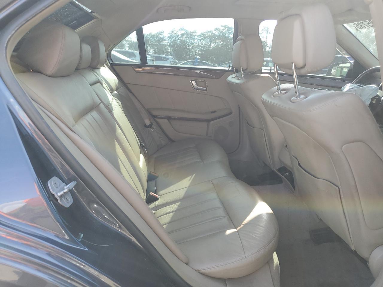 2012 MERCEDES-BENZ E-Class