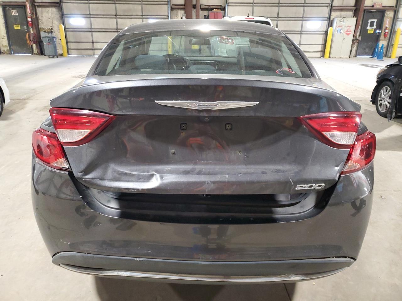 2016 CHRYSLER 200