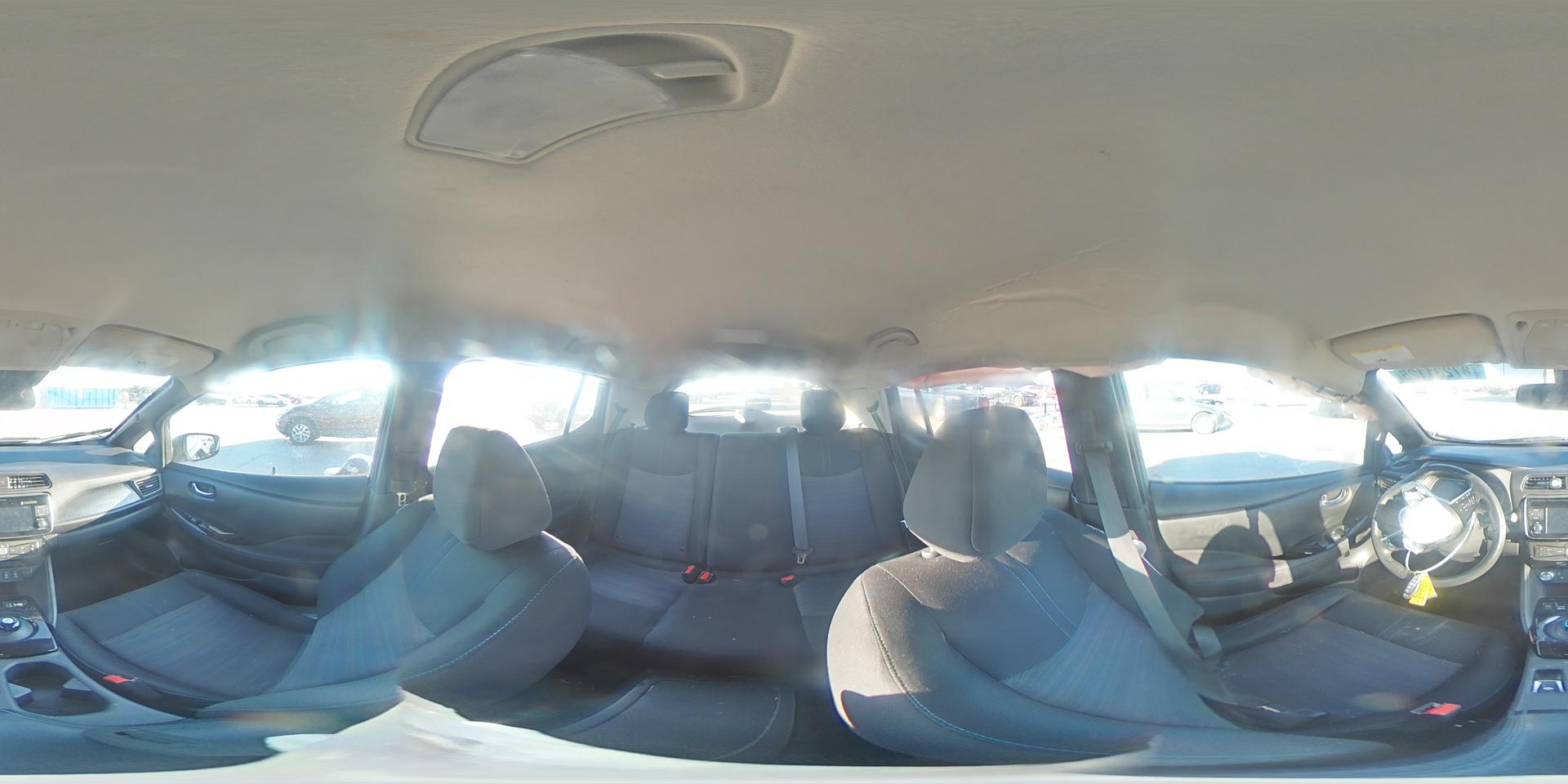 2019 NISSAN LEAF