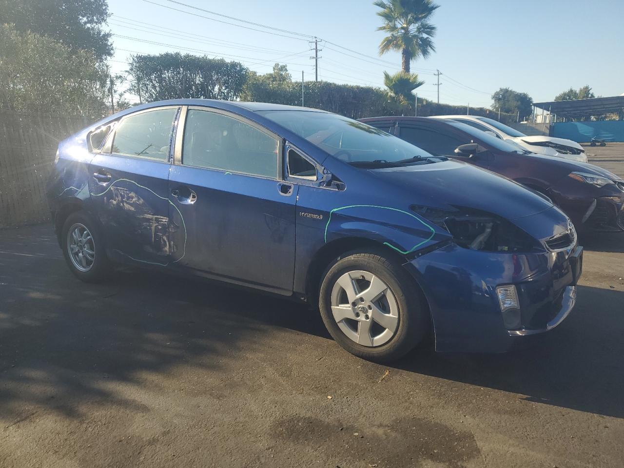 2011 TOYOTA PRIUS