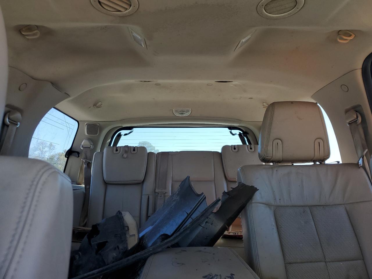 2012 LINCOLN Navigator