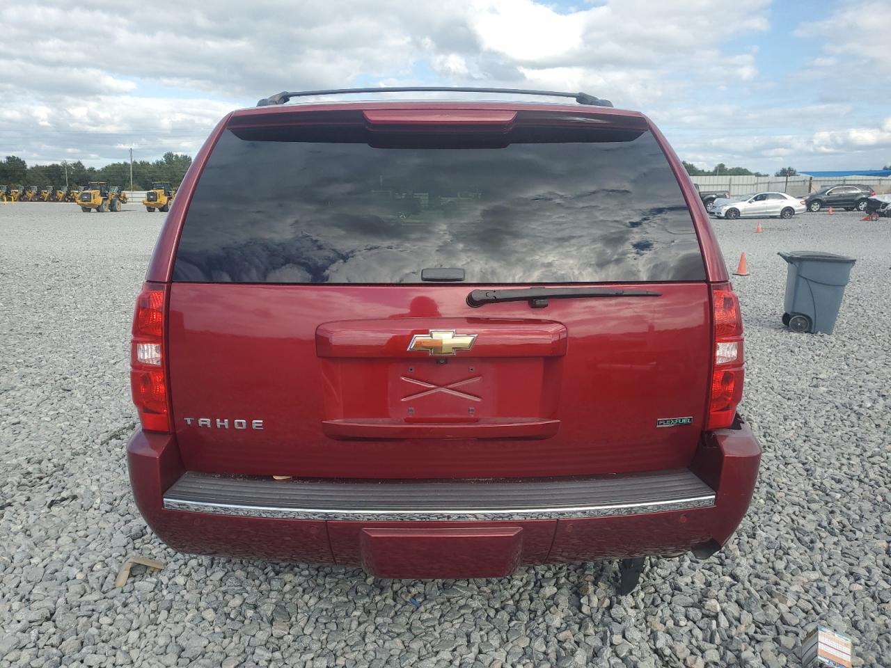 2011 CHEVROLET Tahoe