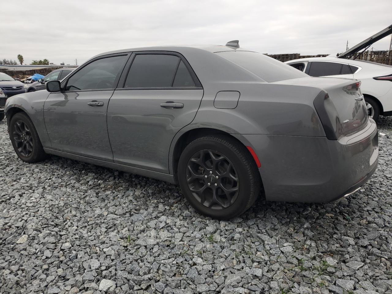2019 CHRYSLER 300
