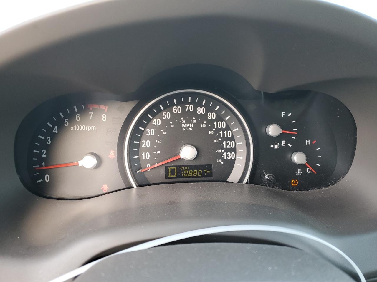 2011 KIA SEDONA