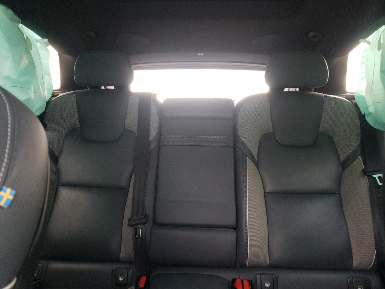 2020 VOLVO XC60